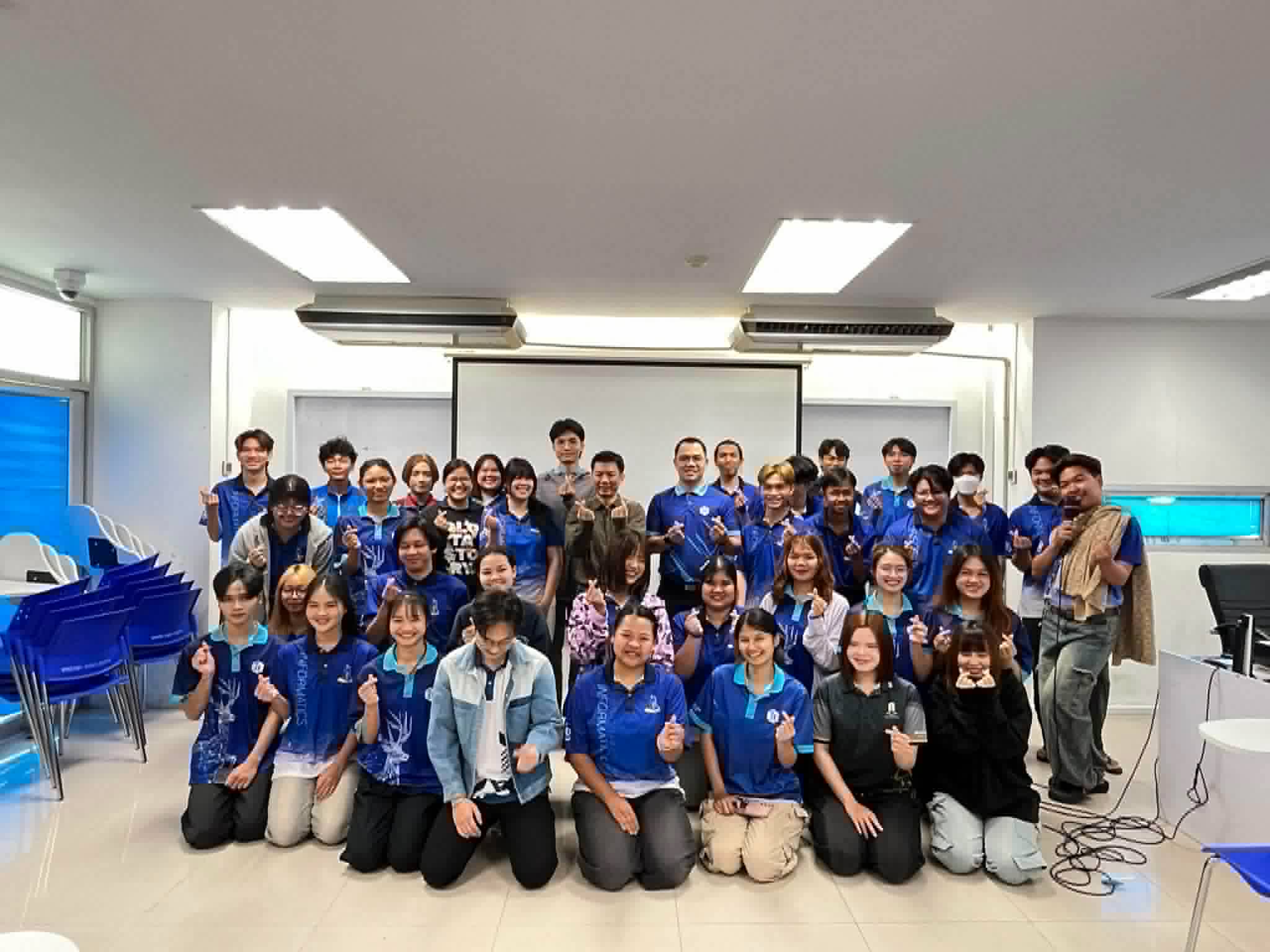 ส่งต่อพลังผู้นำ สร้างสรรค์อนาคตสโมสรนิสิต