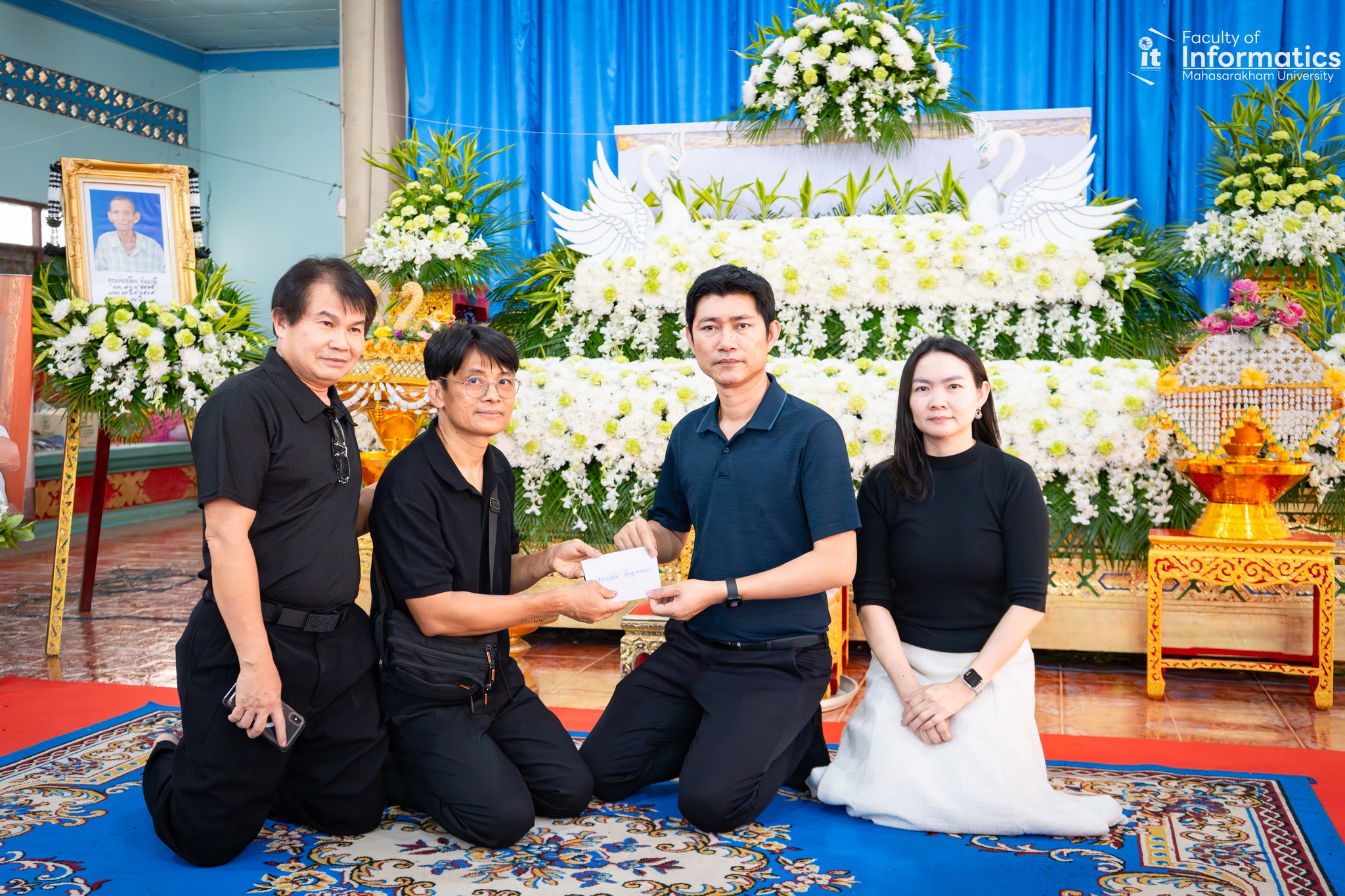 คณะวิทยาการสารสนเทศ ร่วมพิธีสวดพระอภิธรรม นายเฉลียง คุ้มมะณี ซึ่งเป็นบิดาของ รองศาสตราจารย์ ดร.สุชาติ คุ้มมะณี อาจารย์ประจำภาควิชาวิทยาการคอมพิวเตอร์