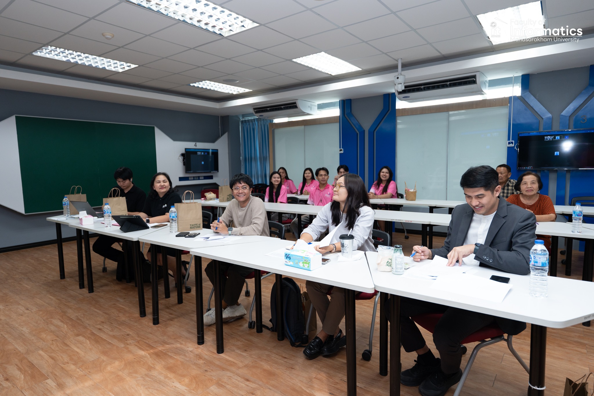 เปิดเวทีแห่งไอเดีย สู่การพัฒนาชุมชนอย่างยั่งยืน 