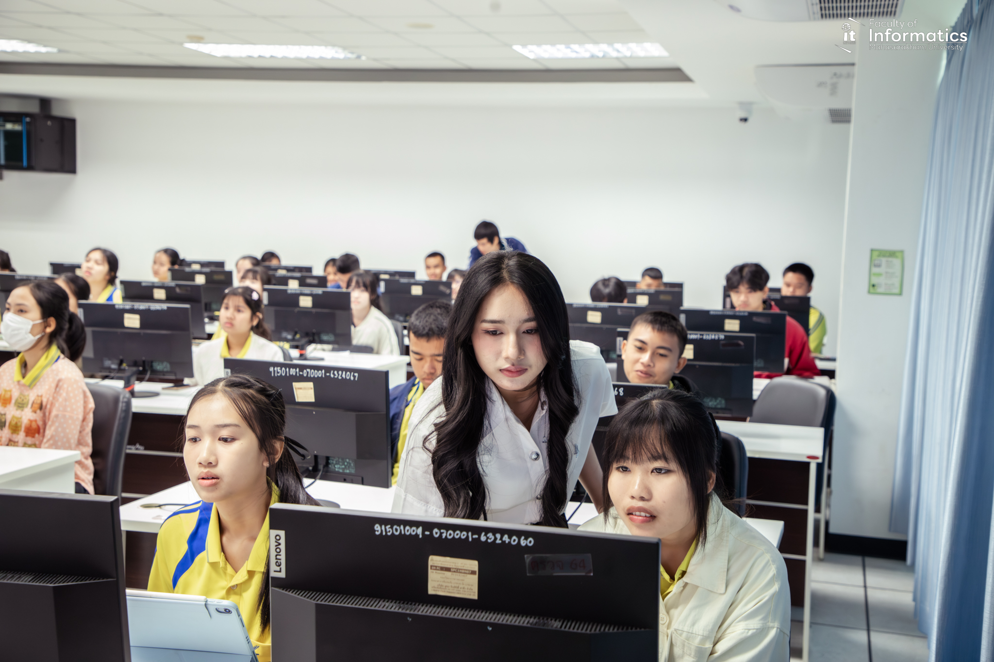 บรรยากาศอบรมหลักสูตรระยะสั้น “AI Power Up : ยกระดับการวิจัยและการนำเสนอด้วยปัญญาประดิษฐ์” 