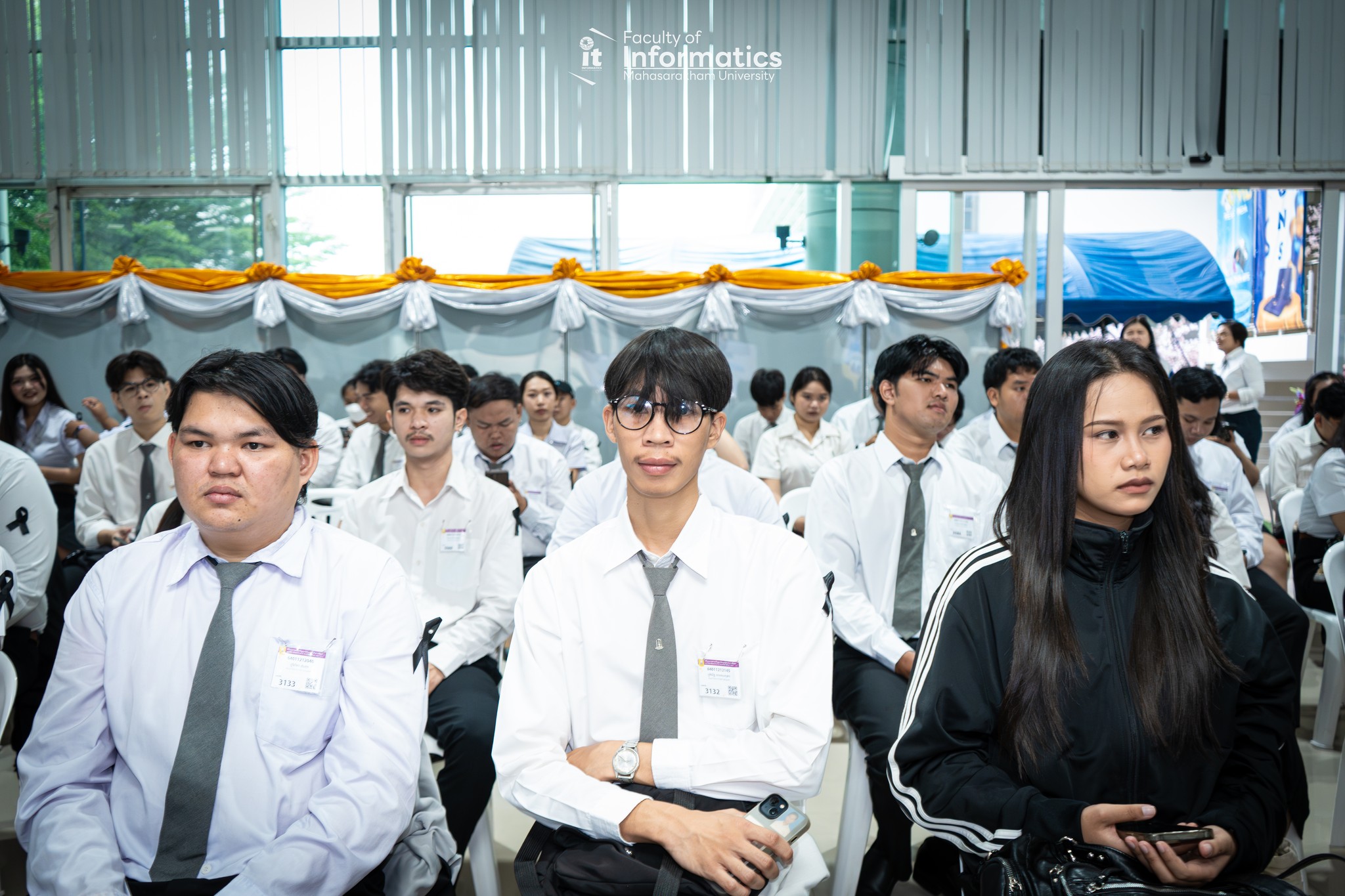 คณะวิทยาการสารสนเทศ ขอแสดงความยินดีกับบัณฑิต มหาบัณฑิต และดุษฎีบัณฑิต ในพิธีซ้อมรับพระราชทานปริญญาบัตร ประจำปีการศึกษา 2567