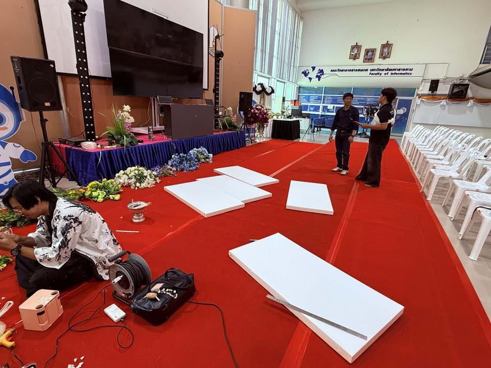 ปรับปรุงภูมิทัศน์เพื่อสร้างบรรยากาศต้อนรับผู้สำเร็จการศึกษาในระหว่างการฝึกซ้อม วันที่ 24 – 25 เมษายน 2569